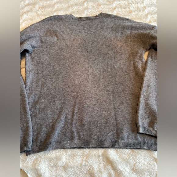 CHARLIE B Gray Sweater with Heart Accents - Picture 10 of 11